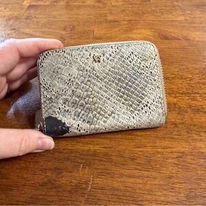 Elegant Kelly Wynne wallet small zip around Snakeskin Pattern Wallet metallic